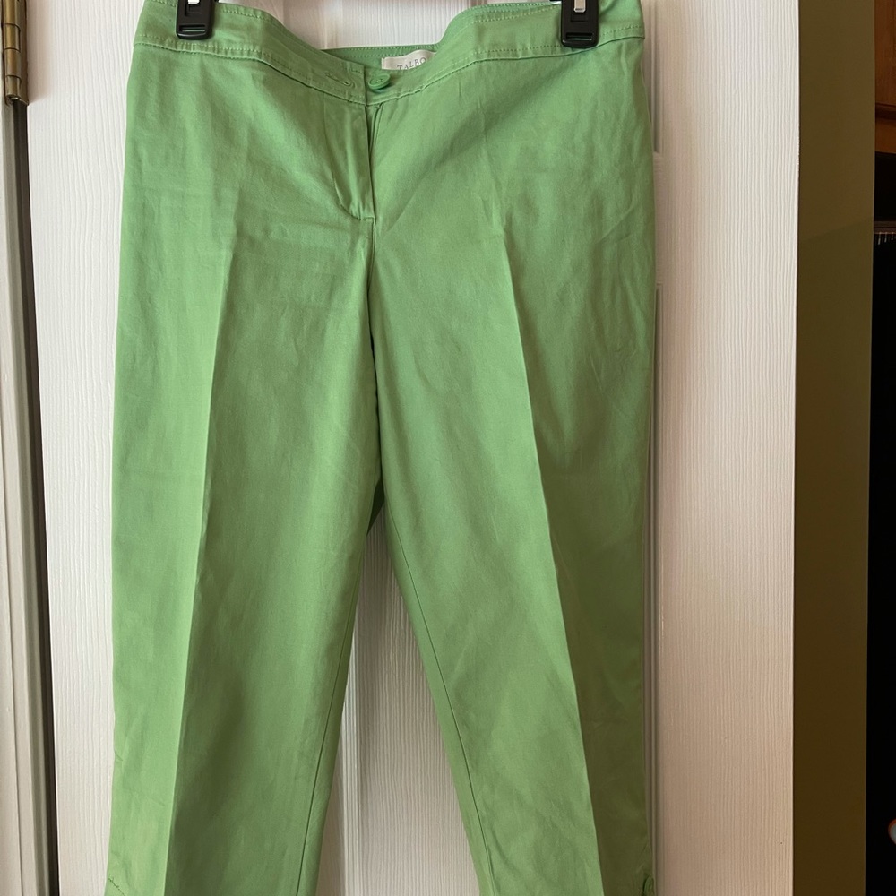 Talbot's Green Capri Pants